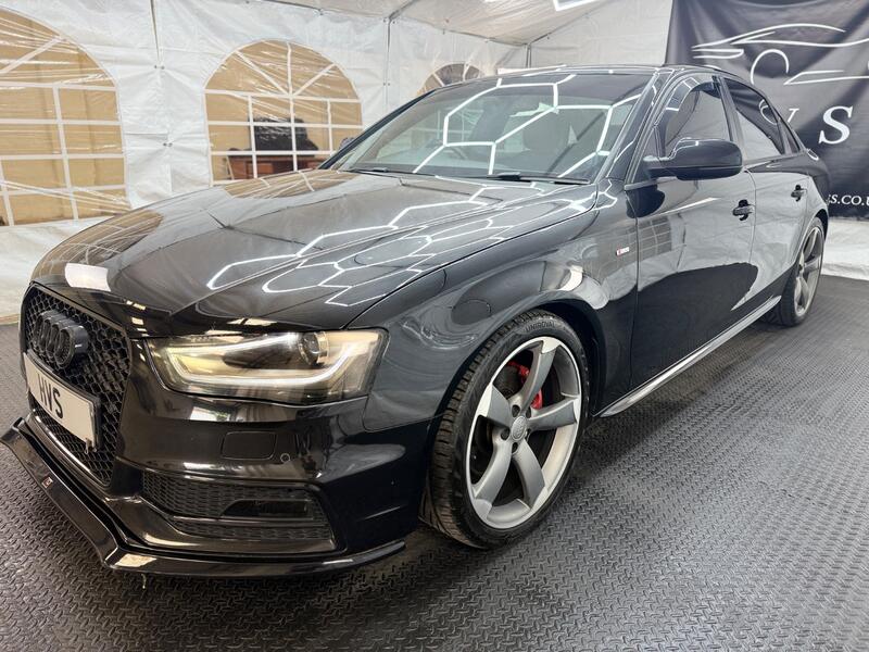 View AUDI A4 2.0 TDI Black Edition