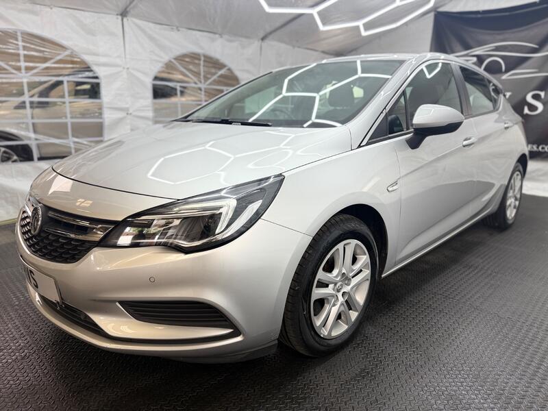 View VAUXHALL ASTRA 1.6 CDTi ecoTEC BlueInjection Tech Line